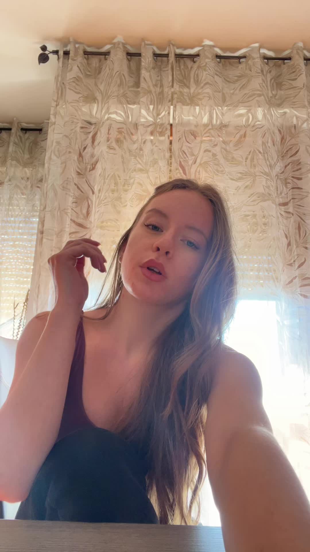 @_elisaaffe_
