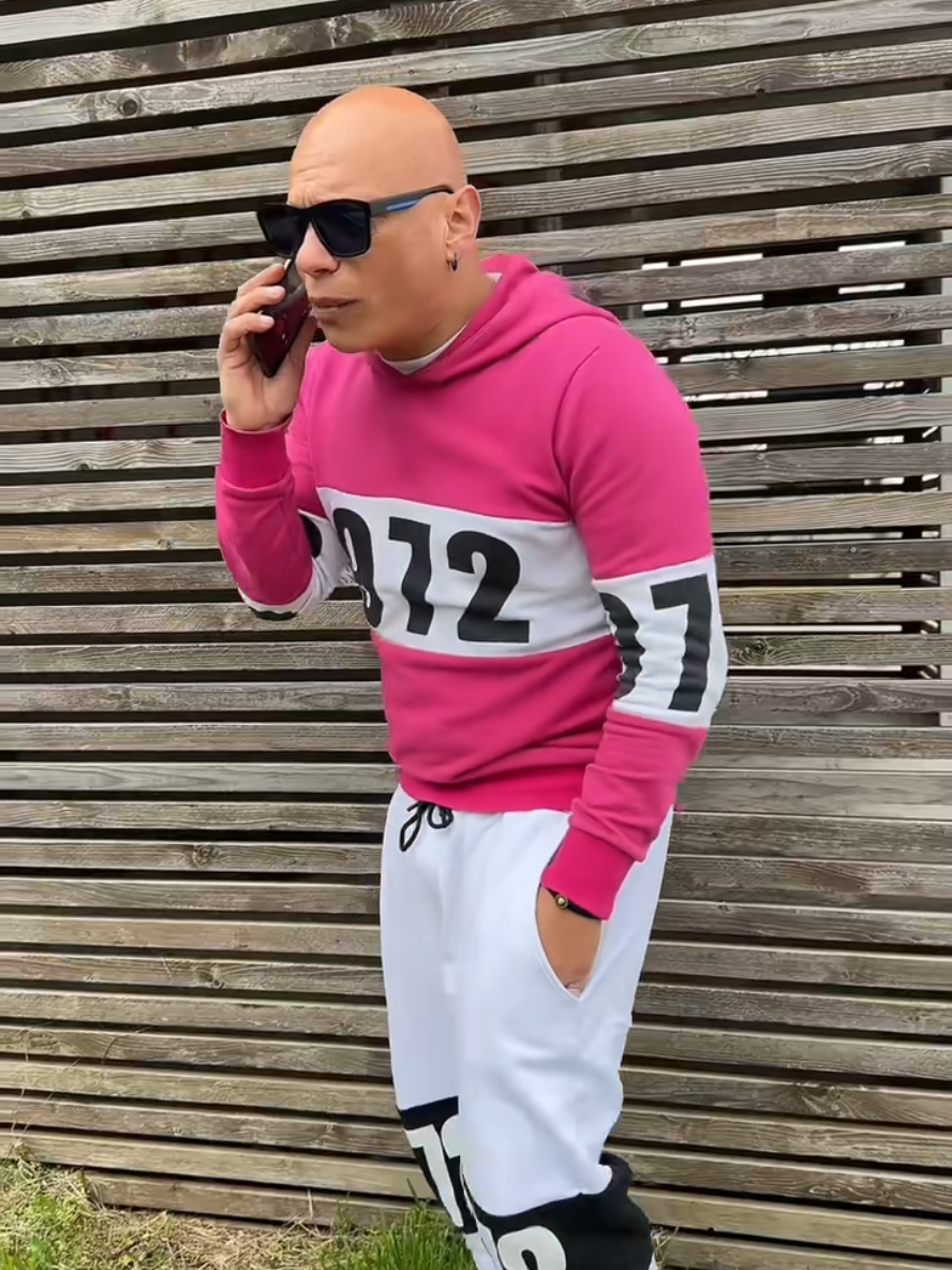 @Pomiro84