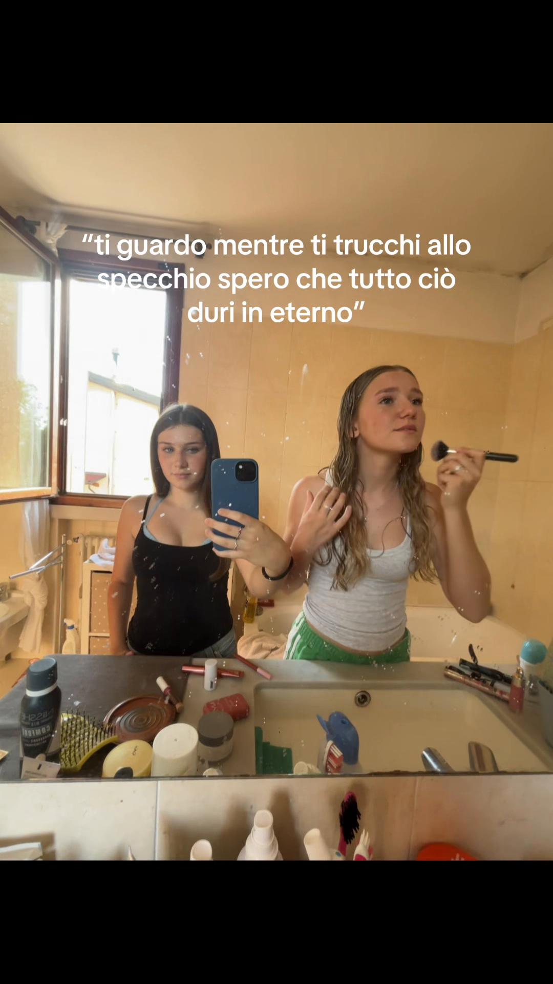 @👸🏼👸🏻