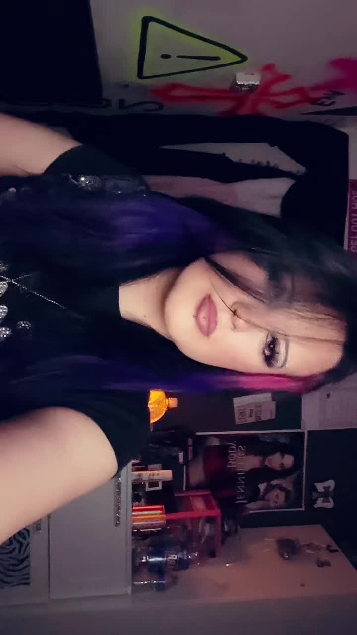 @🪬
