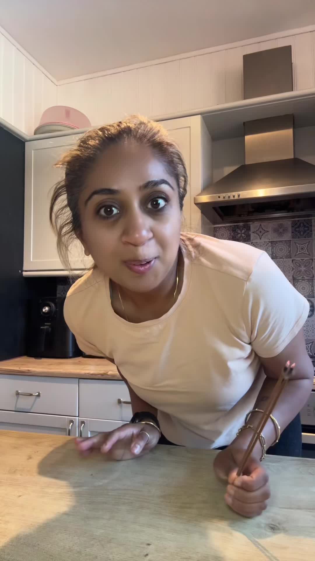 @Kom