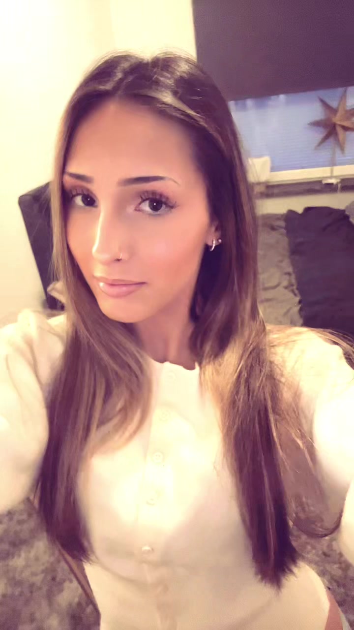@𝓥𝓲𝓭𝓪 💋