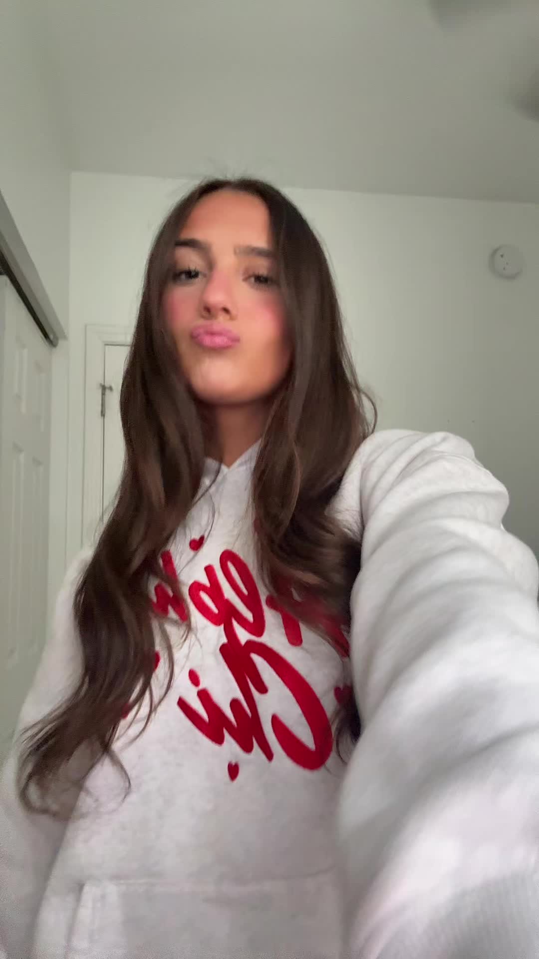 @ellie biscardi