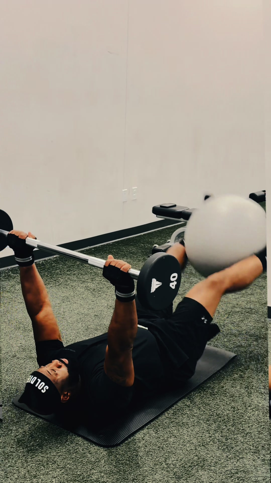 @EL.B-FIT