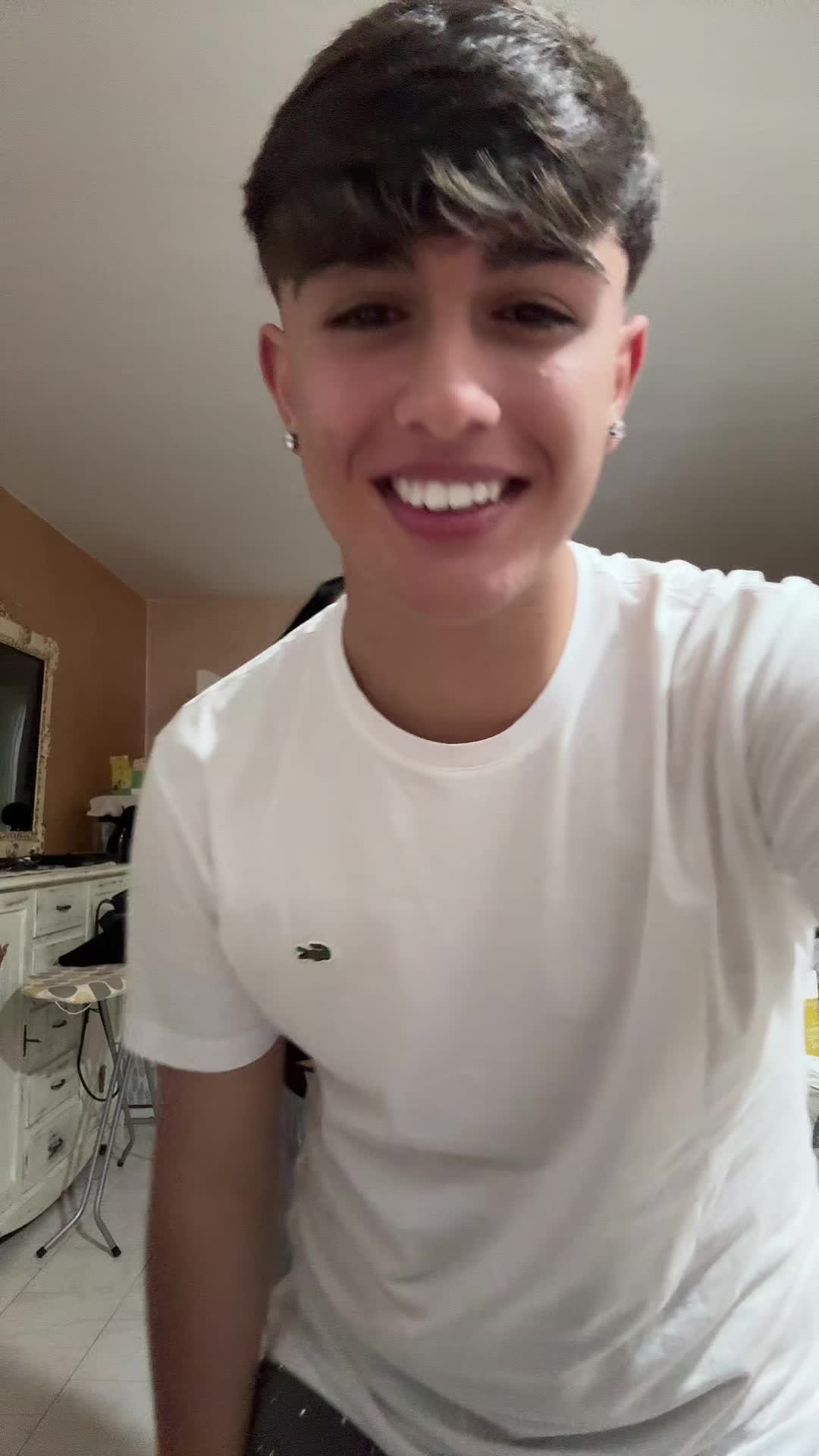 @Adriano.🧊