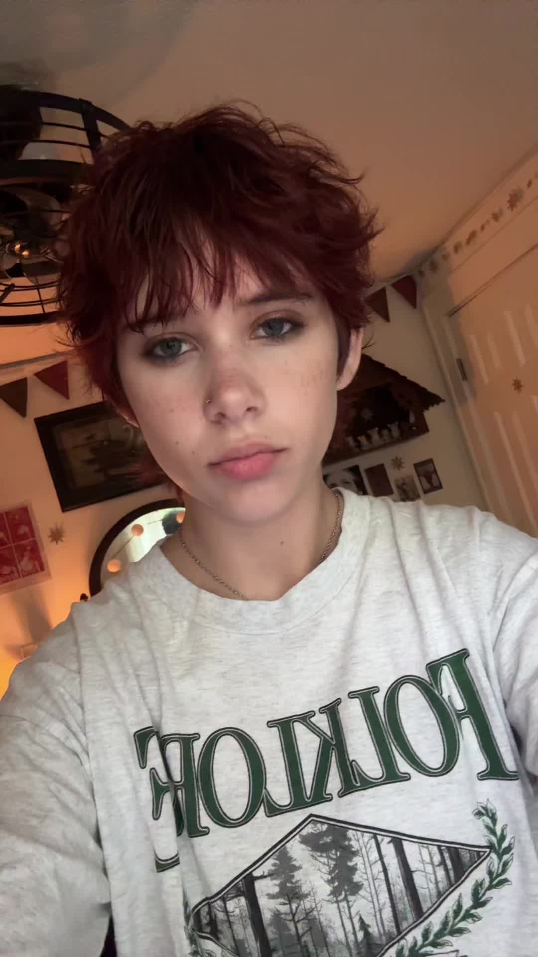 @frances harris 🦌⋆✴︎˚。⋆
