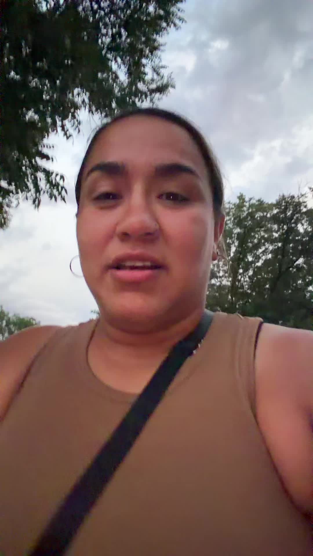 @Estefana_mommaof6