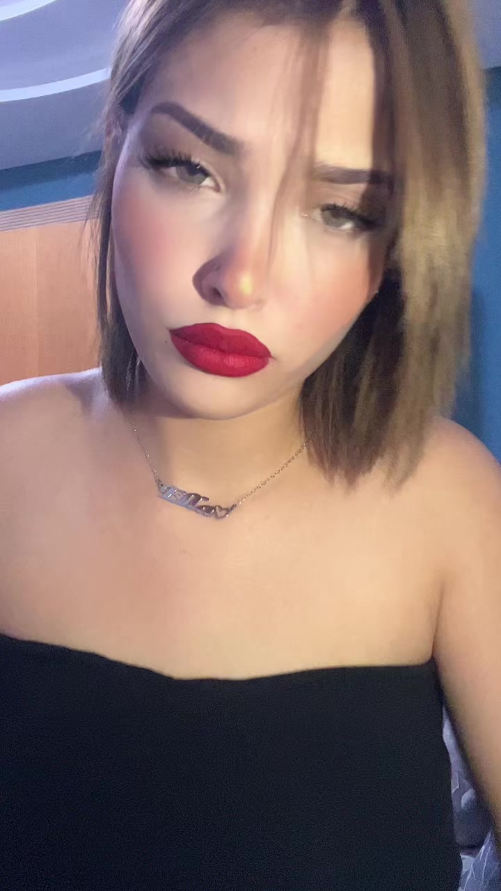 @𝐿𝒾𝓁𝓎 🦢