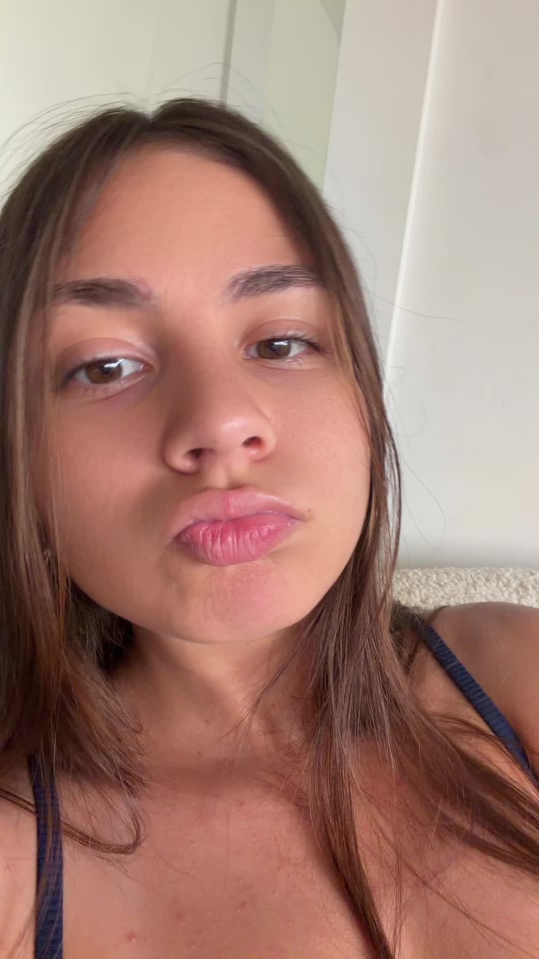 @minicaryn