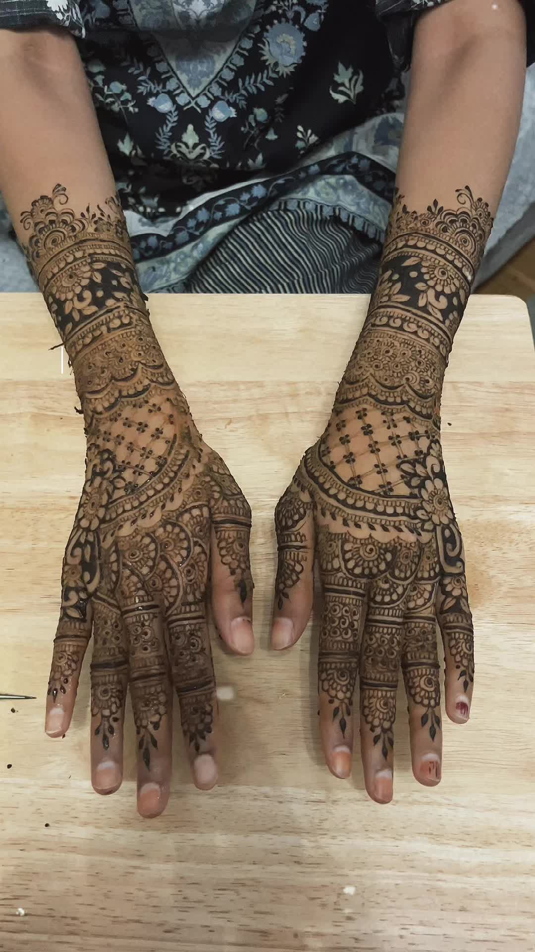@Henna