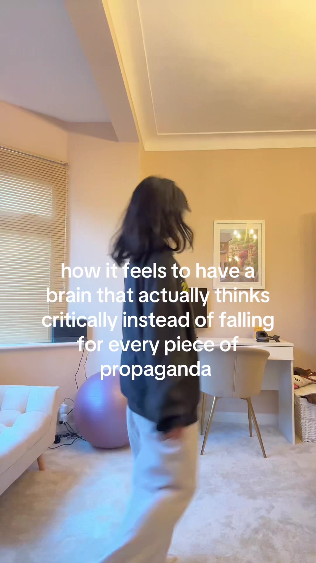 @￼