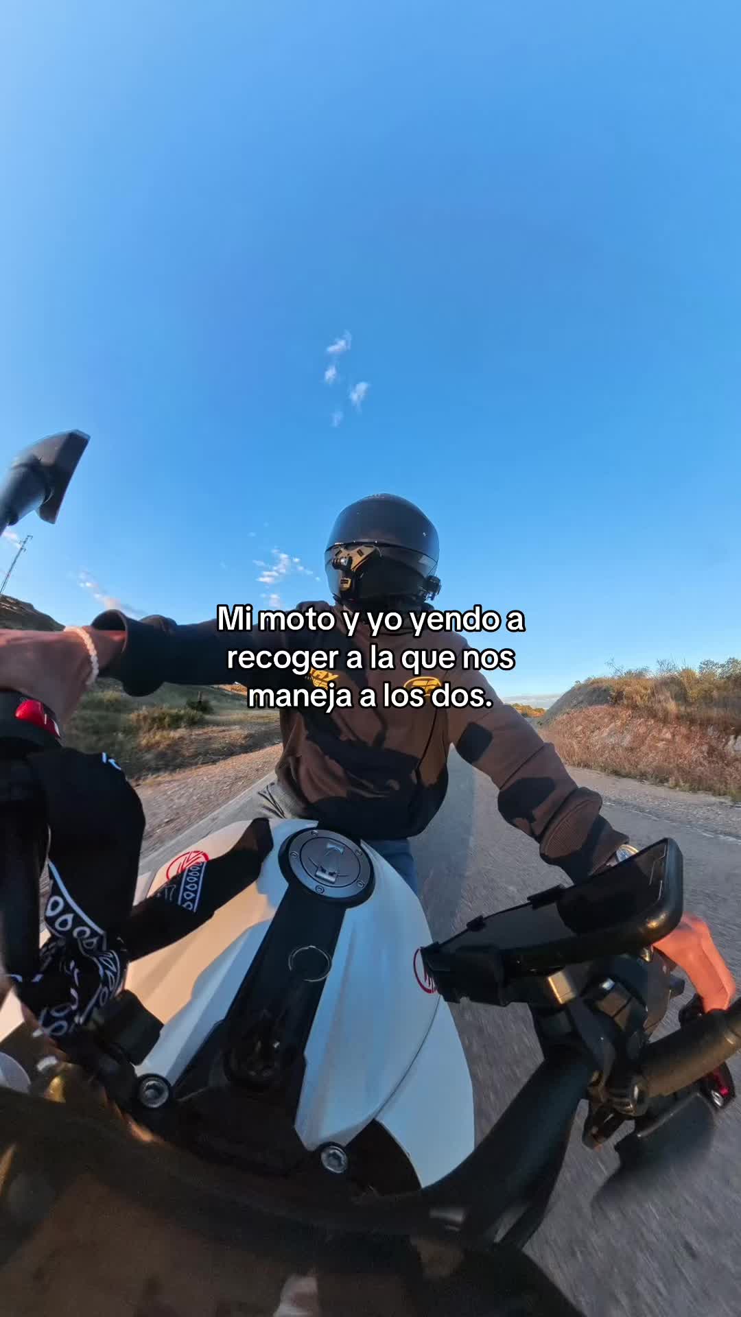 @𝔞𝔩𝔢𝔧𝔬🥀