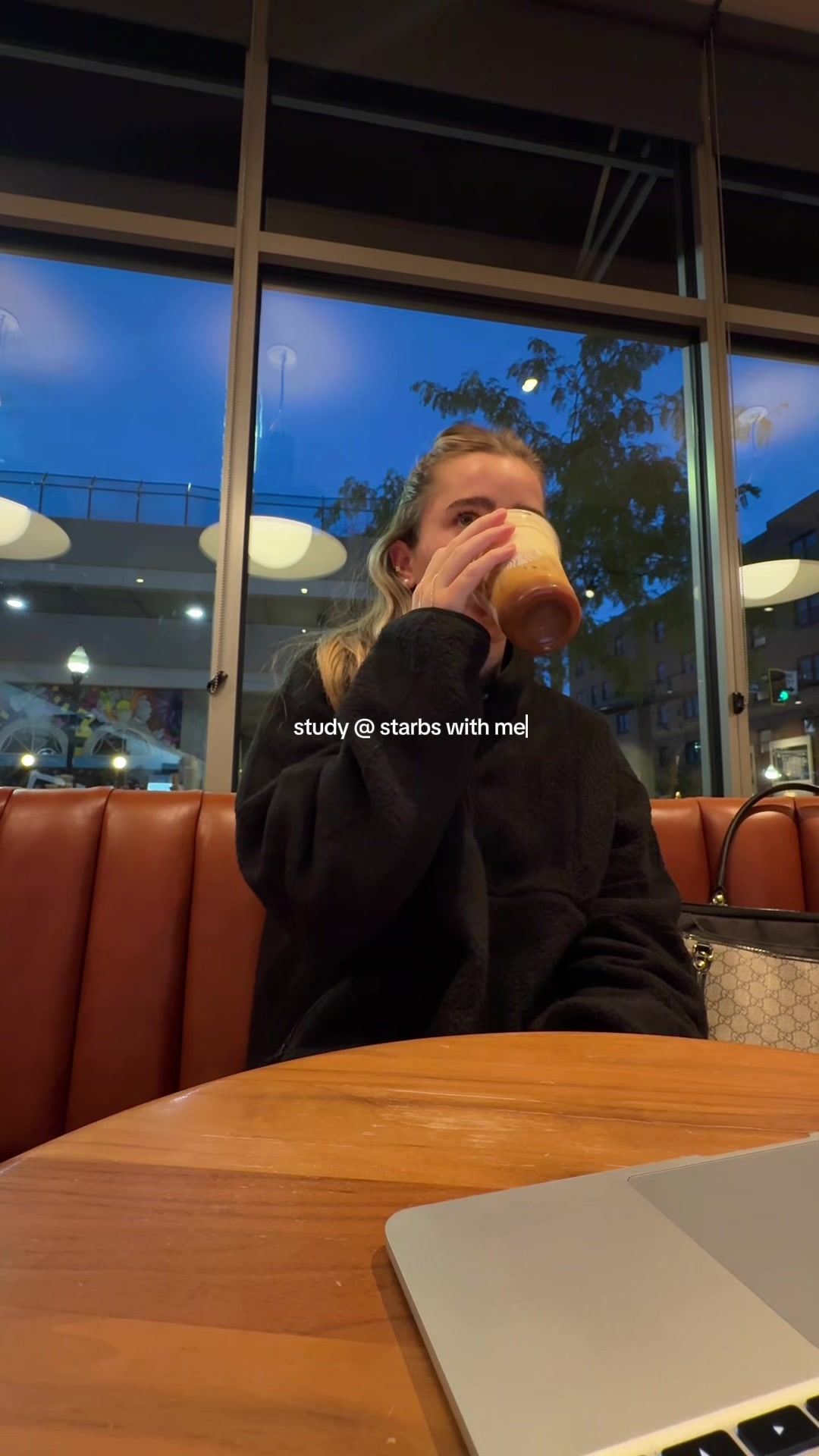 @ellie k
