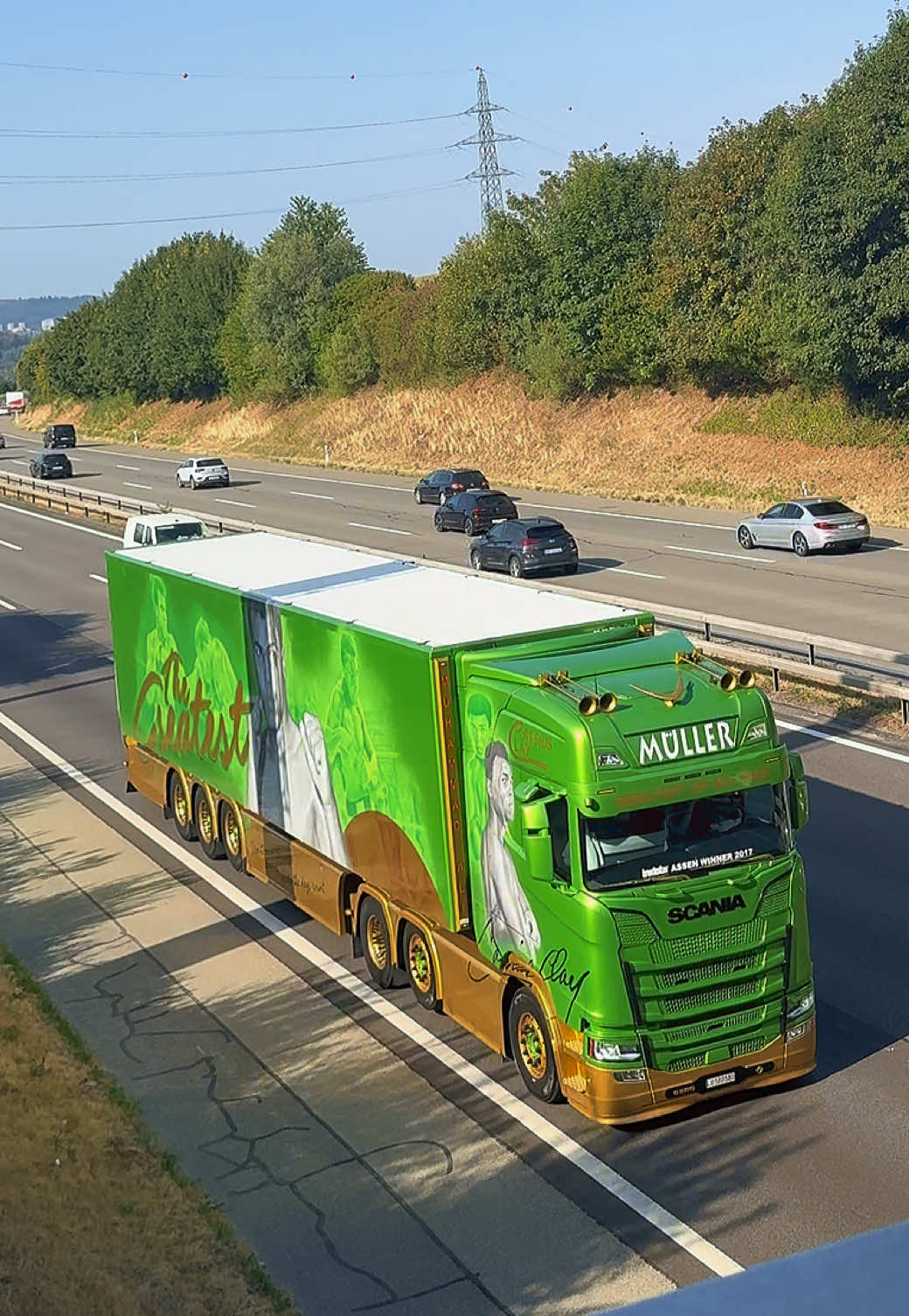 @Drozlucas🇨🇭/🚛🚨🇳🇱🇳🇱