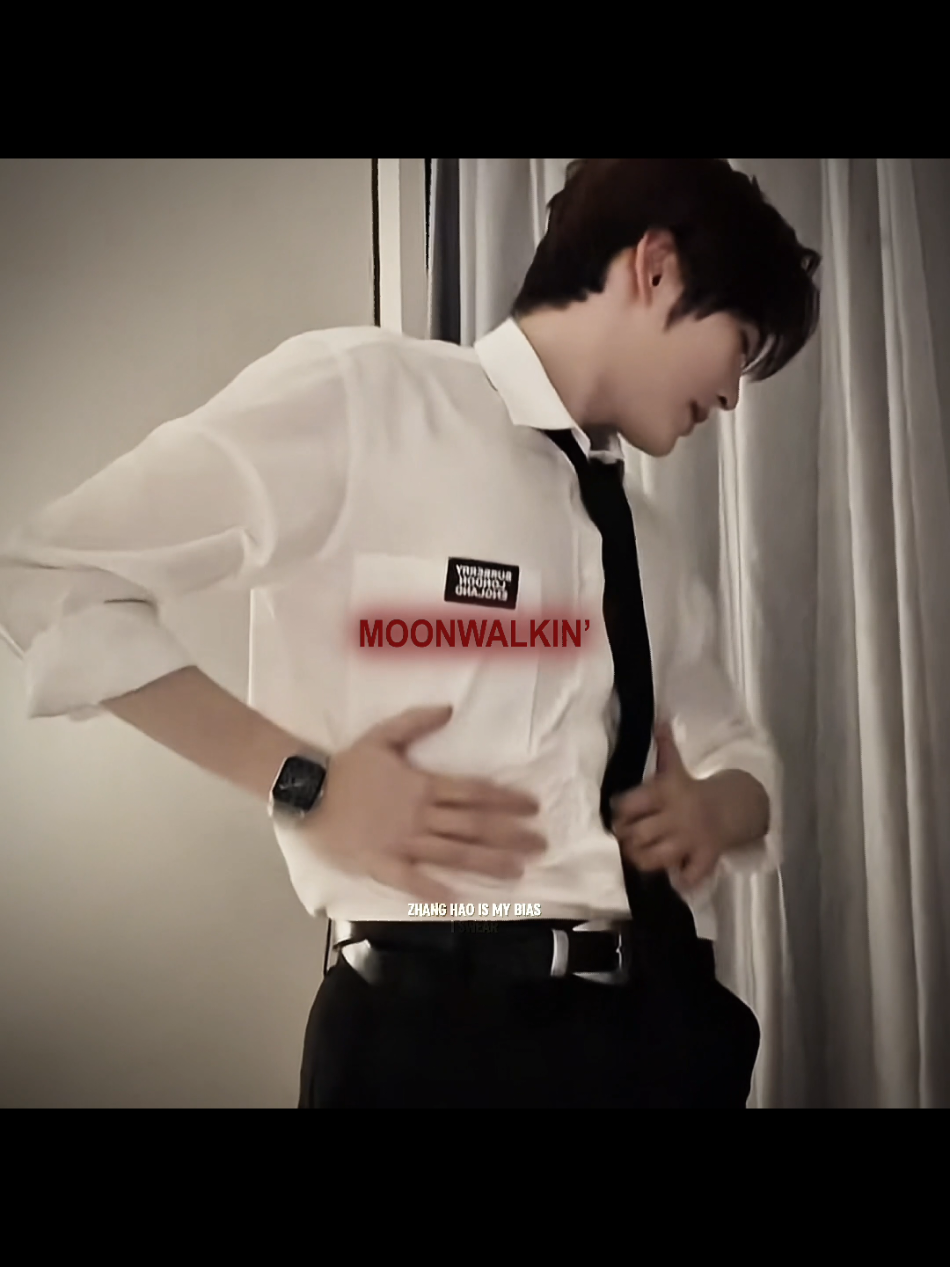 @zhang hao is my bias I swear