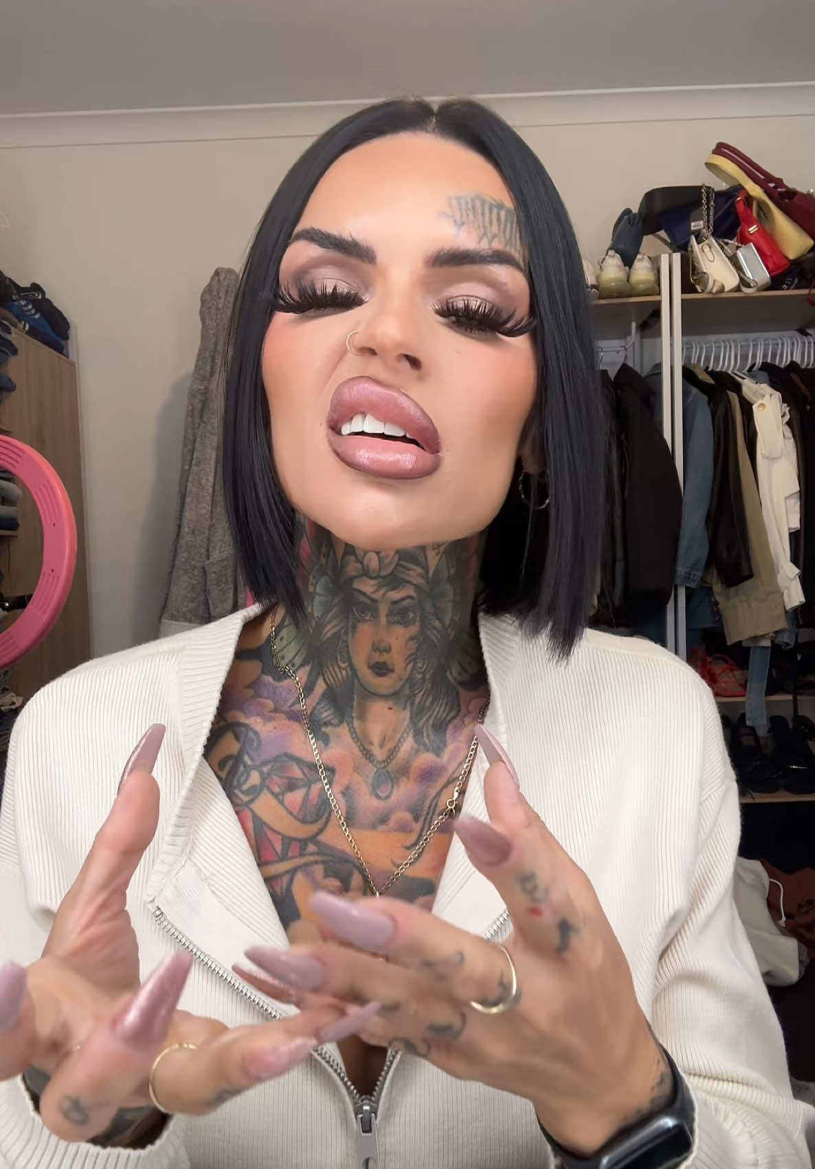 @𝚁&ensp;𝙸&ensp;𝚁&ensp;𝙸&ensp;💎