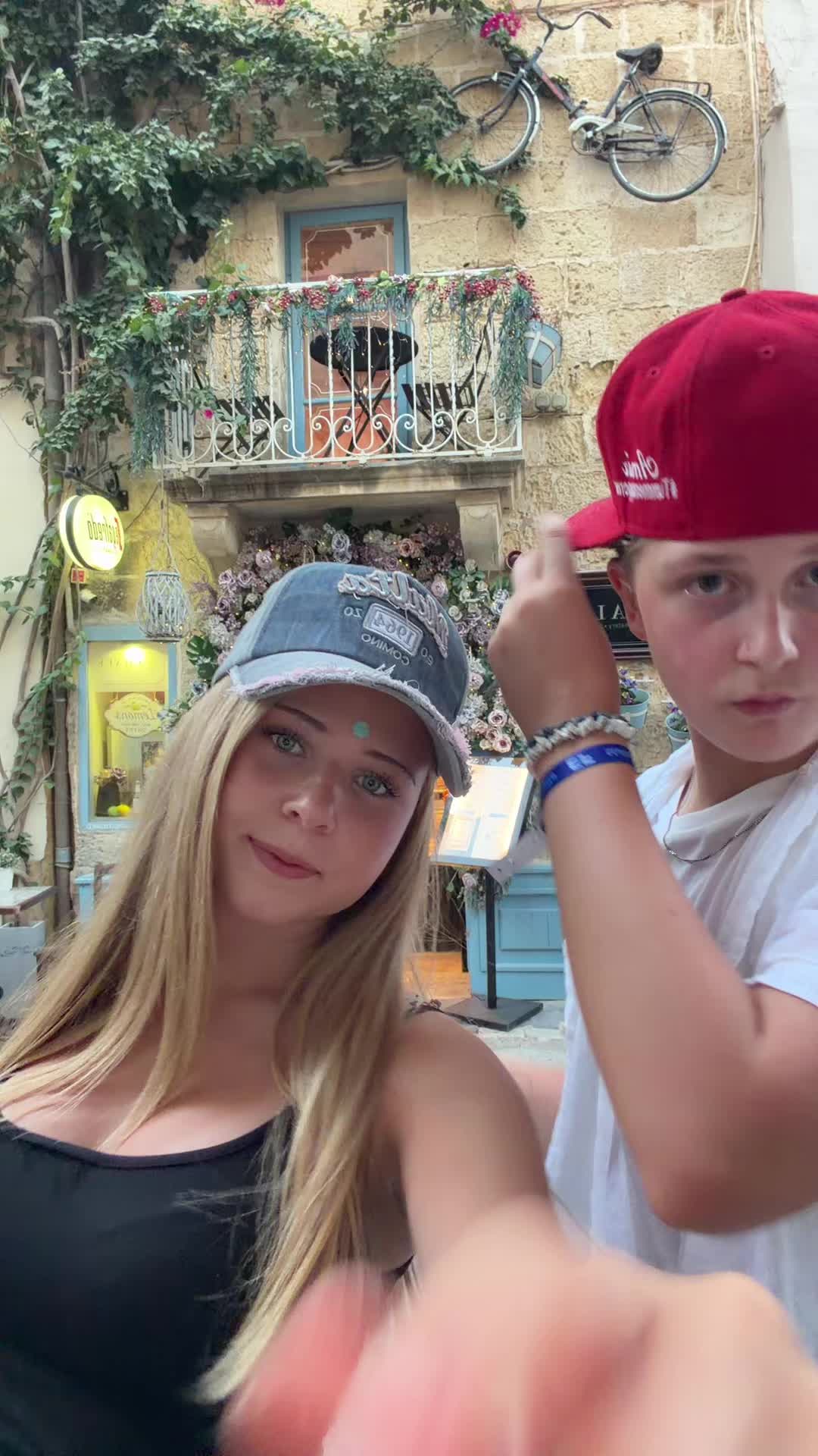 @noahcronish