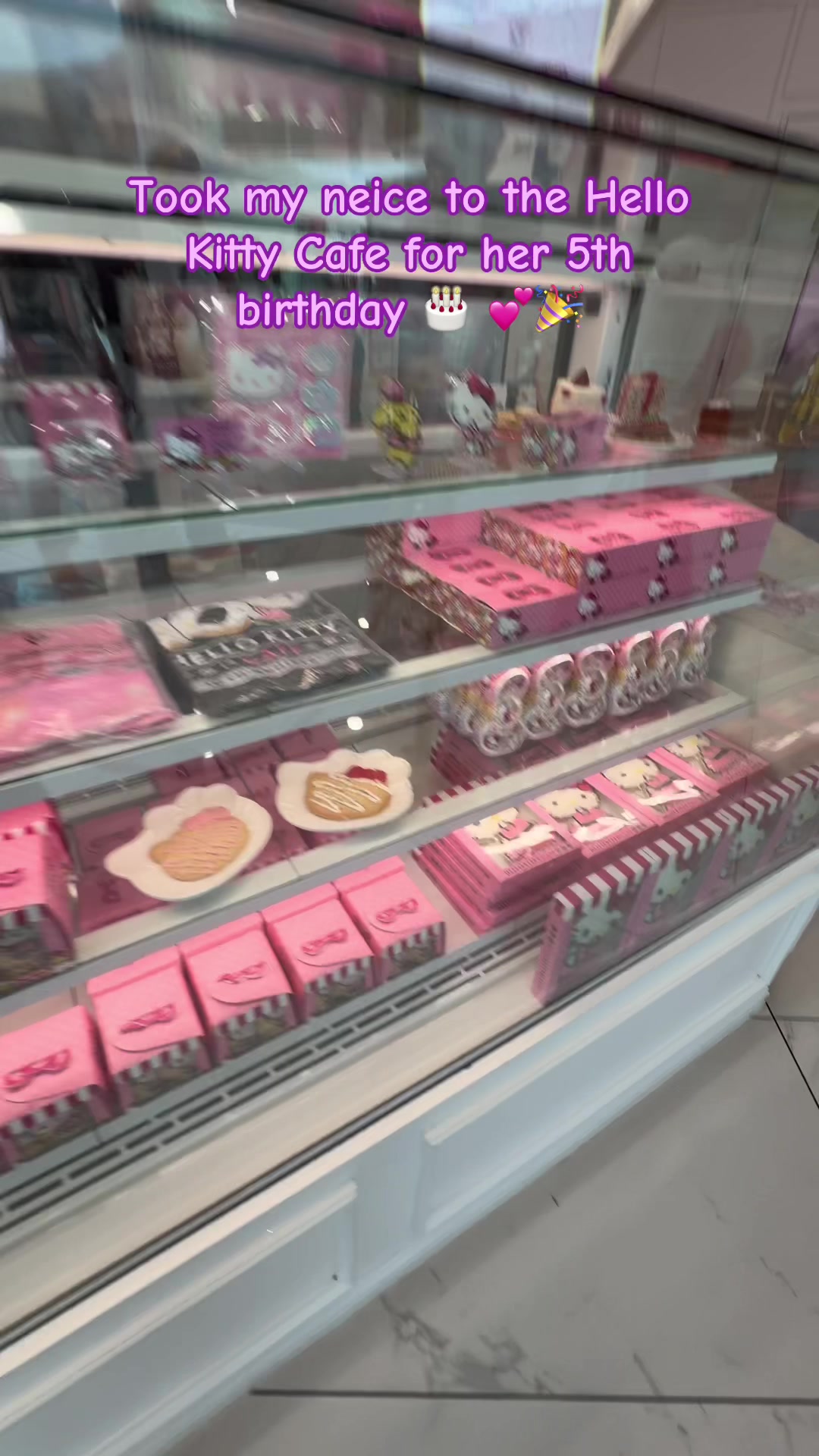 @Christine ๐ฎ๐น๐ป Sicycat