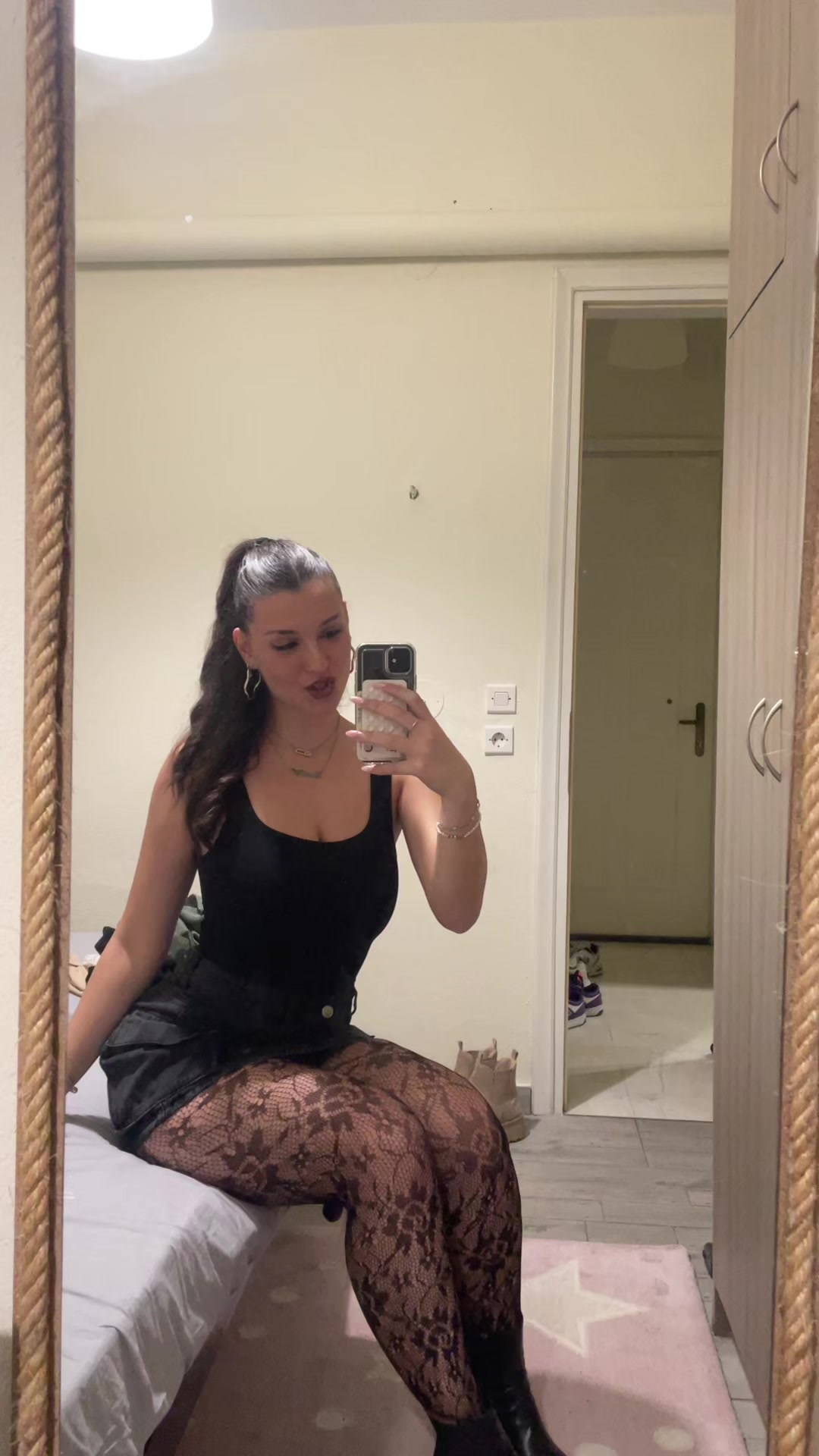 @Zoe
