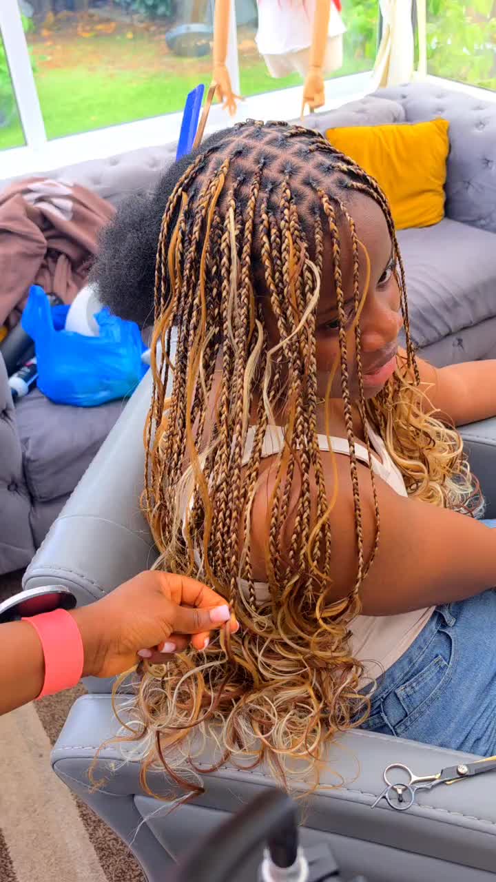 @Hairbysheeba