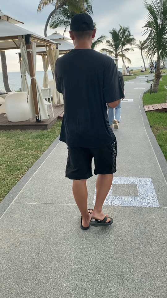 @🤐