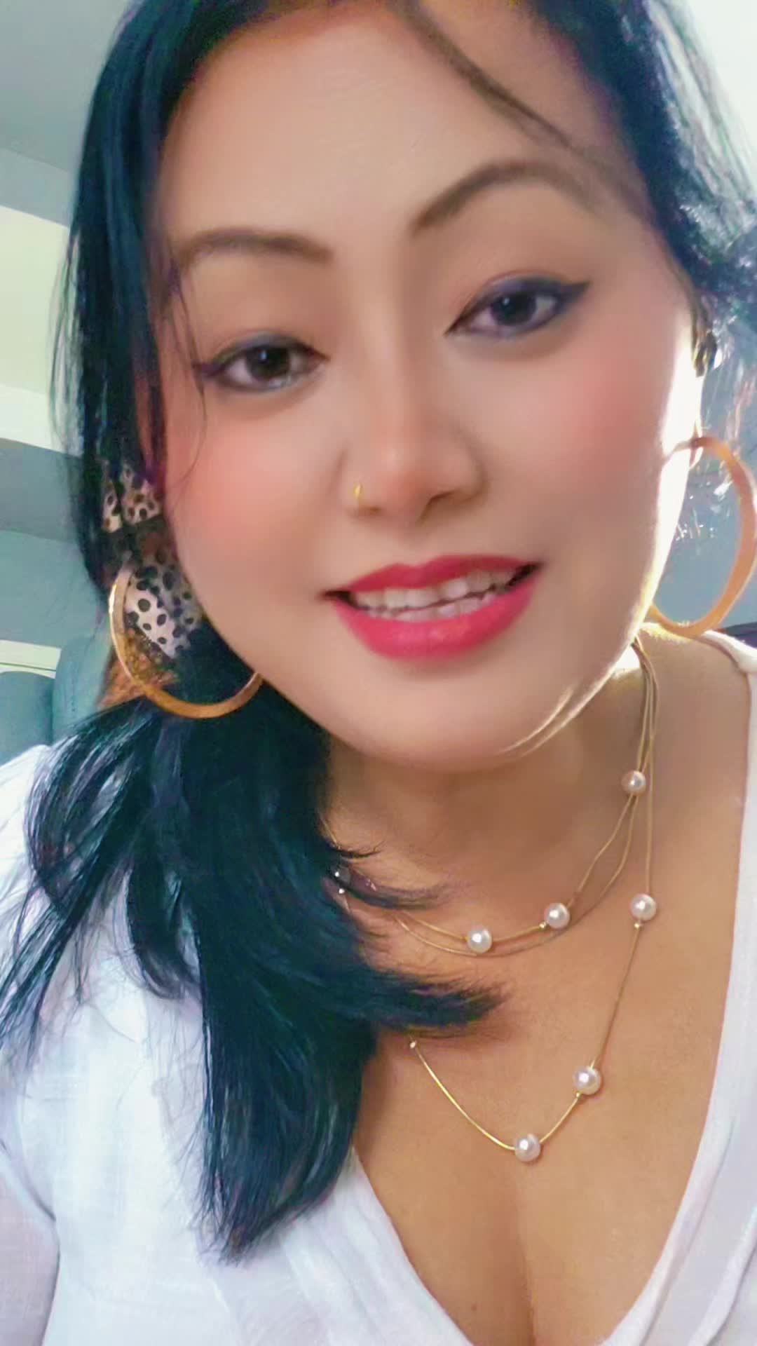 @๐ง๐น ๐บ๐ธ Dilu Gurung ๐ณ๐ต๐บ๐ธ