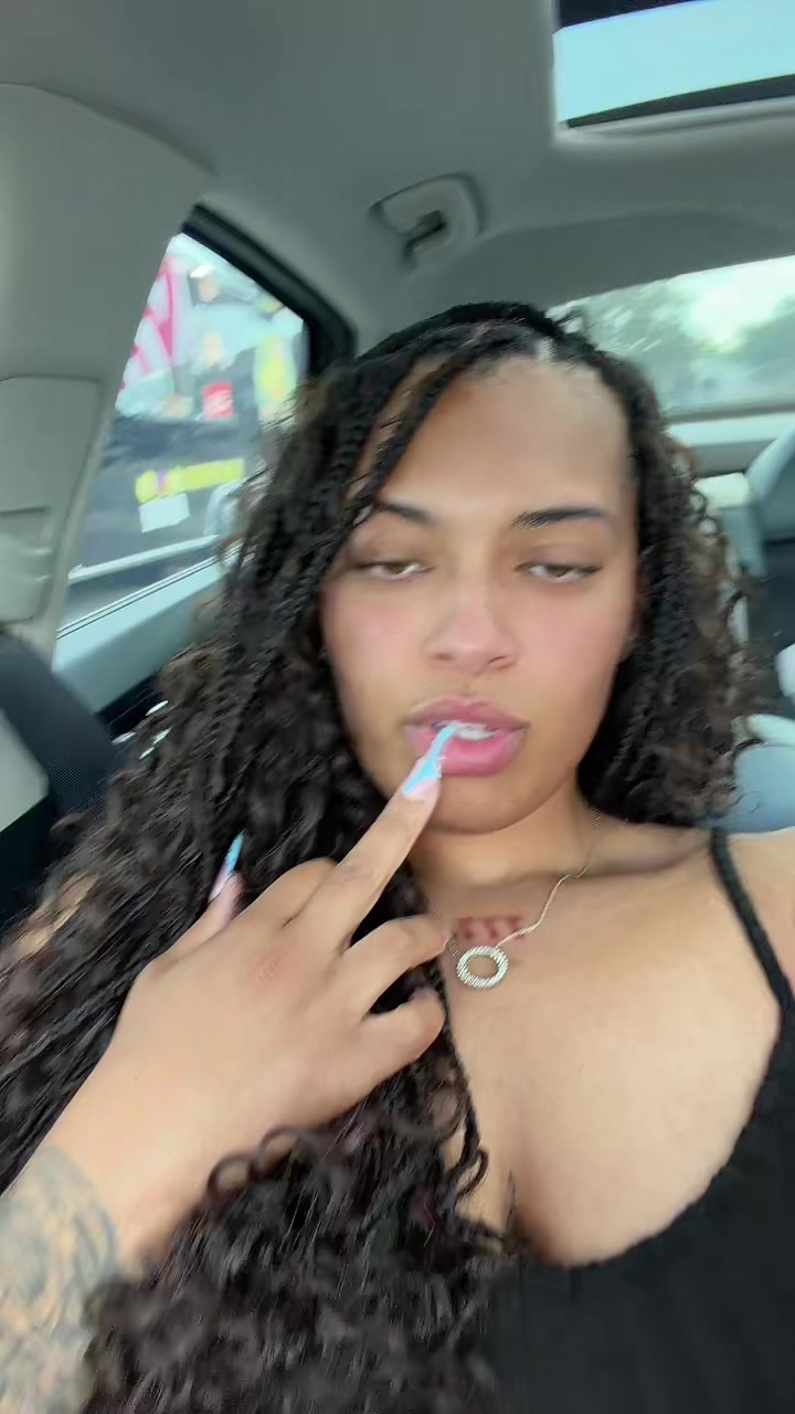 @Anaaa