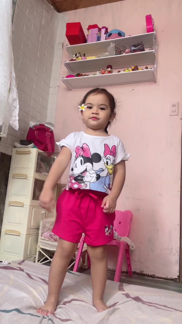 @zhaviamom