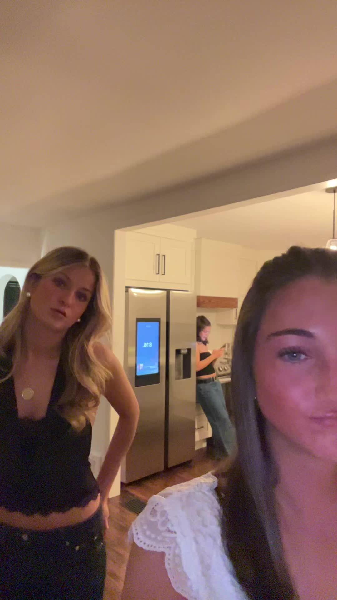 @CAROLINE