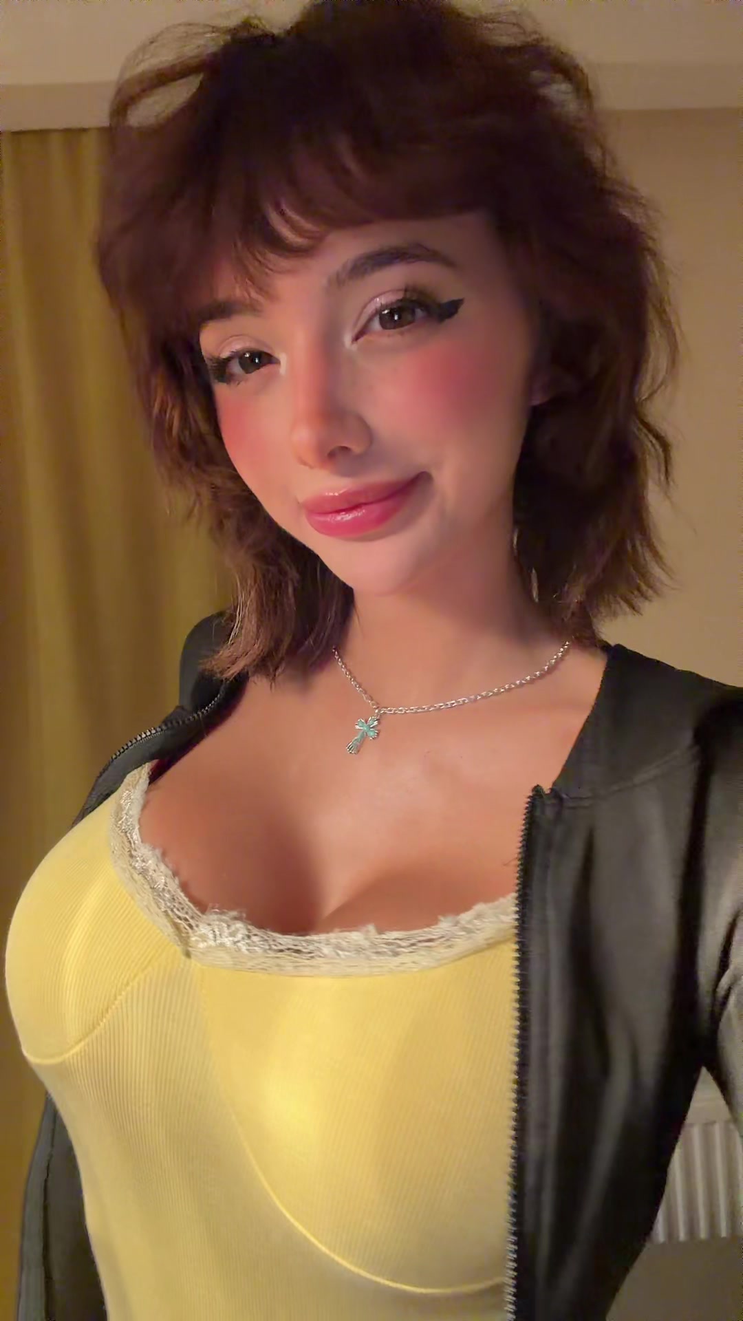 @hiicassieeee