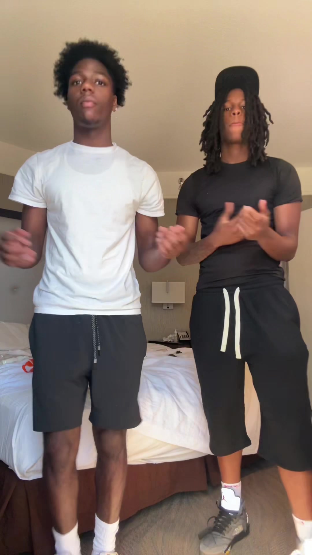 @0uttheway_1