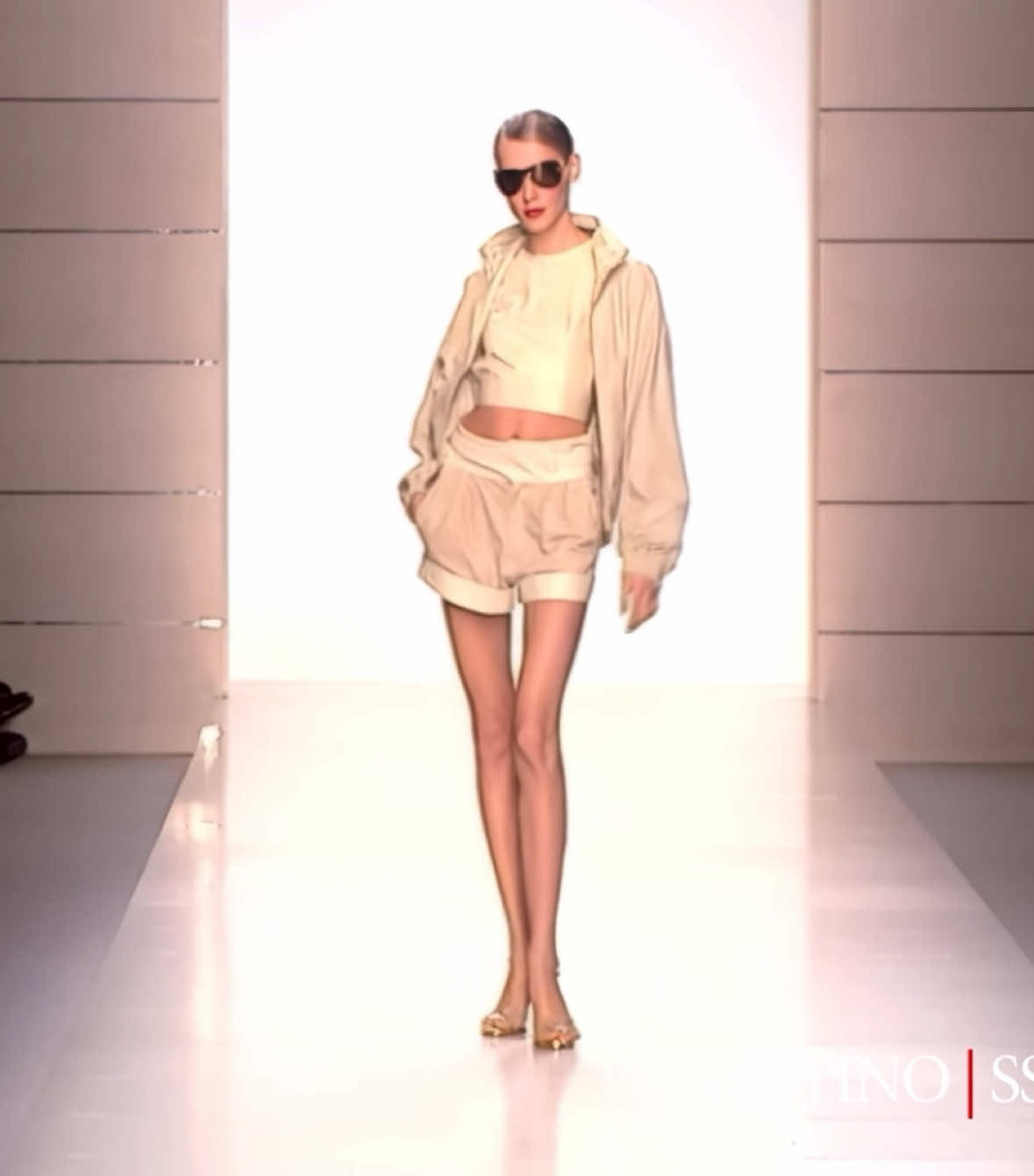 @𝓡𝓾𝓷𝔀𝓪𝔂 𝓓𝓲𝓿𝓪𝓼