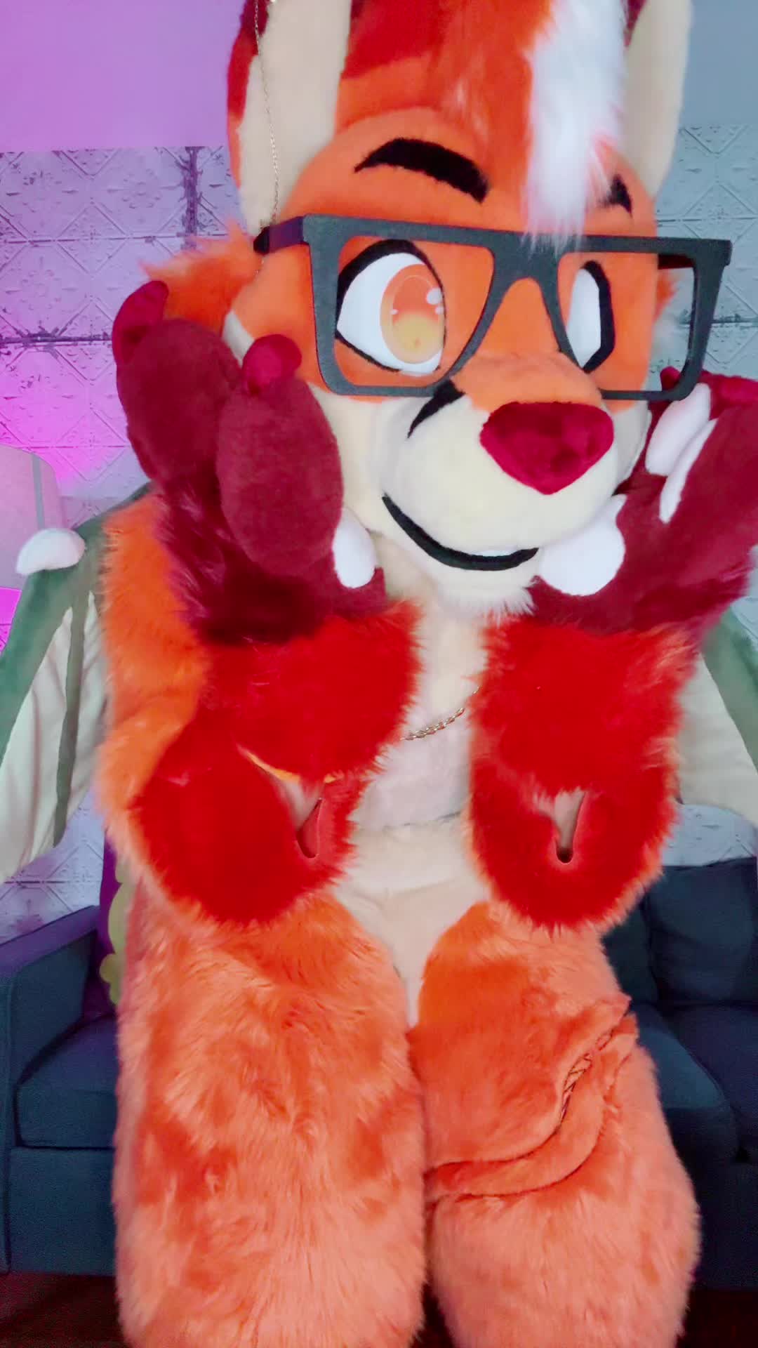 @Ember Trickster 🦊🔥🐲
