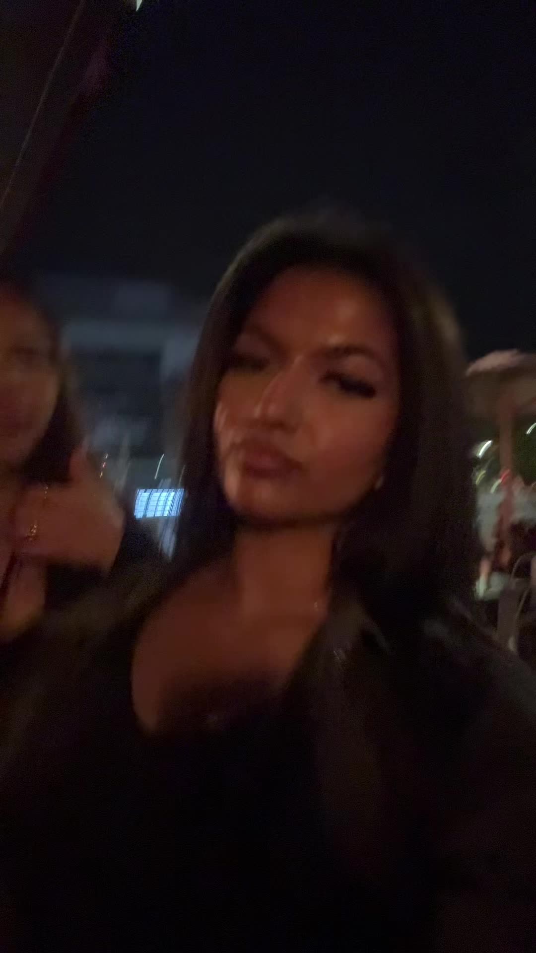 @𝑹 𝑨 𝒀