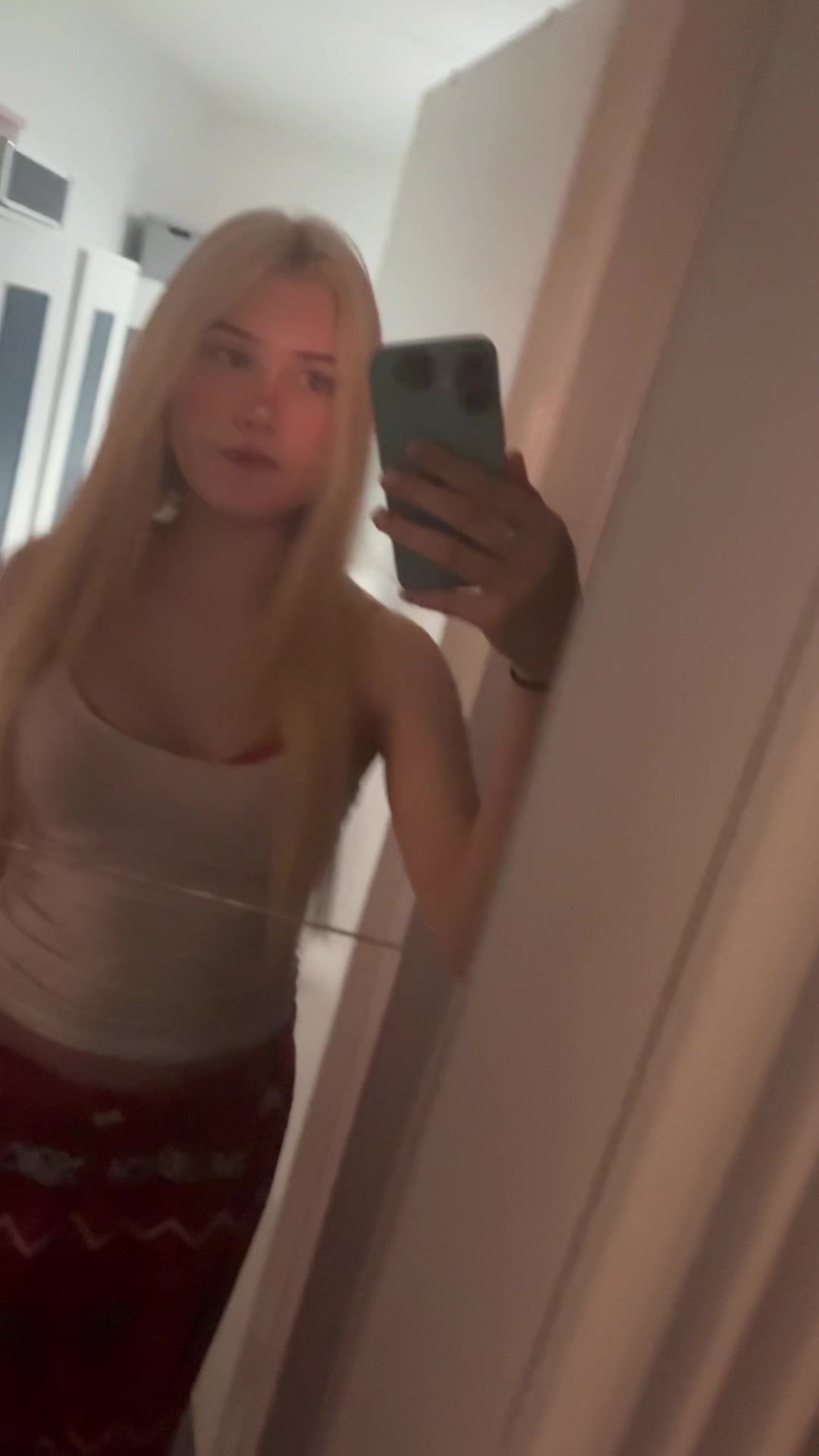 @𝐓𝐀𝐘𝐋𝐎𝐑 🎀