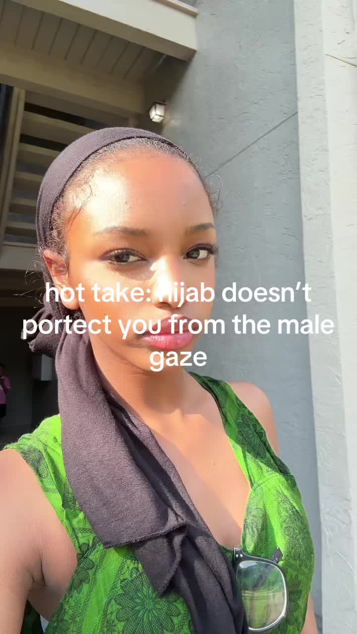 @sabrinmoo
