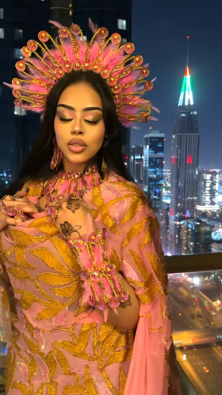 @المودل هايدي🦋