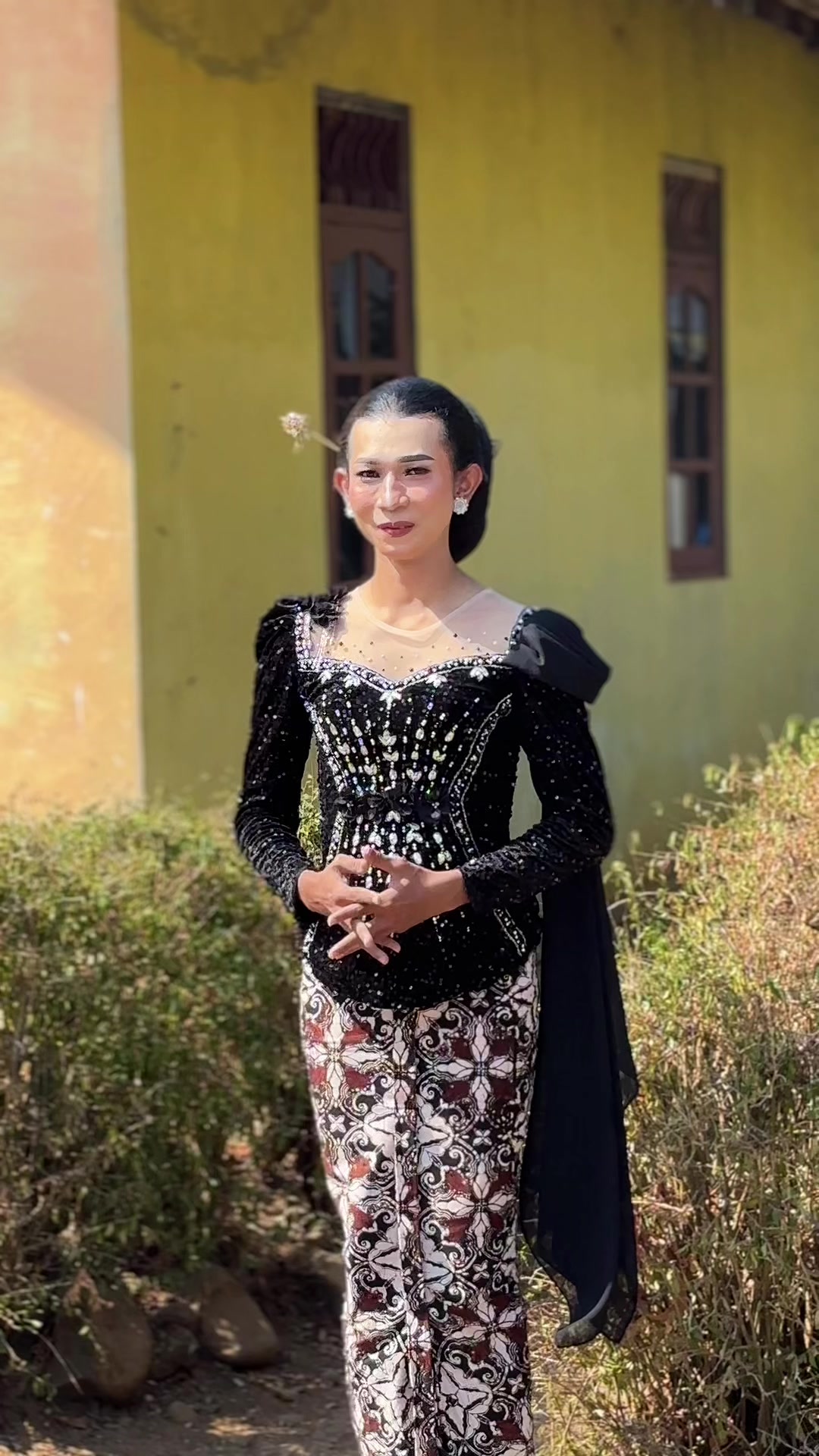 @Mbak Sari || Cucuk Lampah