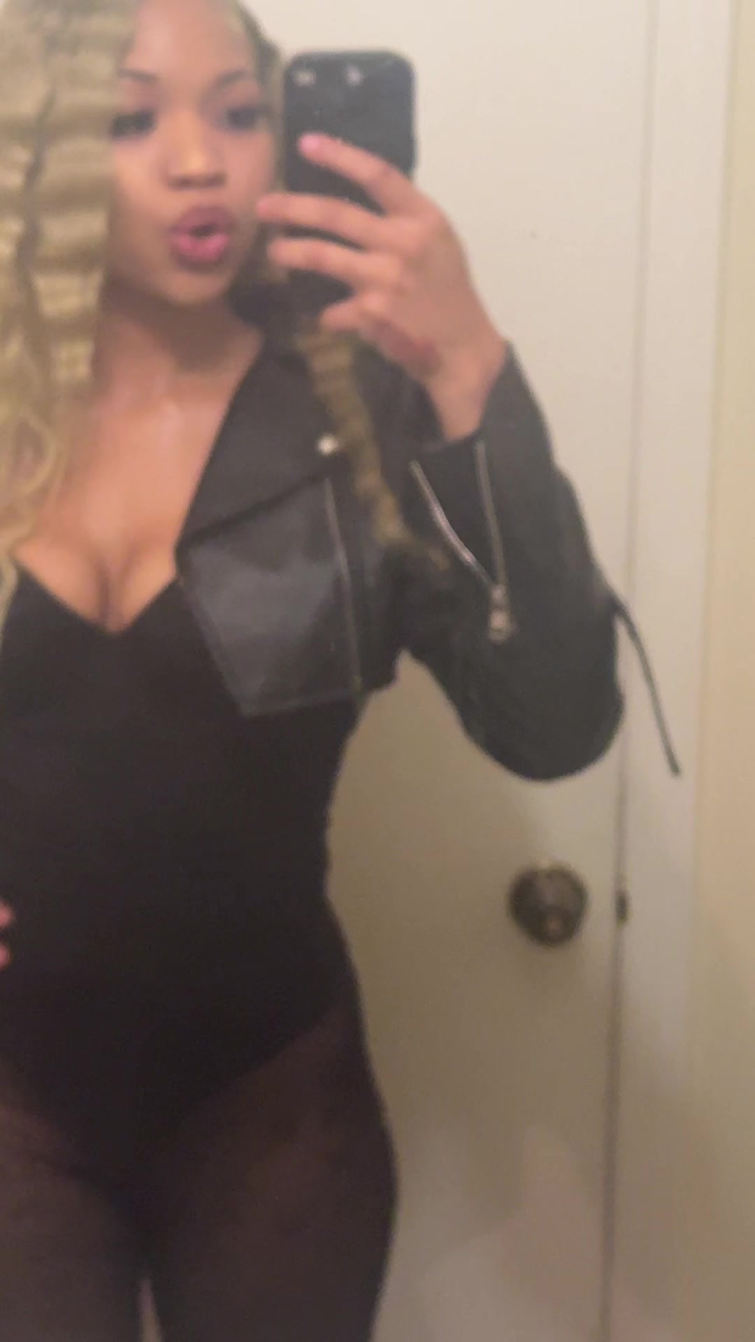 @𝐁𝐨𝐝𝐲 𝐩𝐨𝐬𝐢𝐭𝐢𝐯𝐢𝐭𝐲