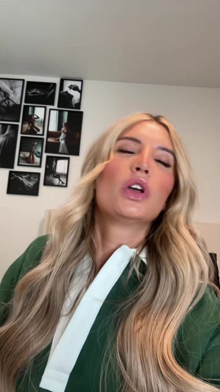 @Ariaadamstv🩵