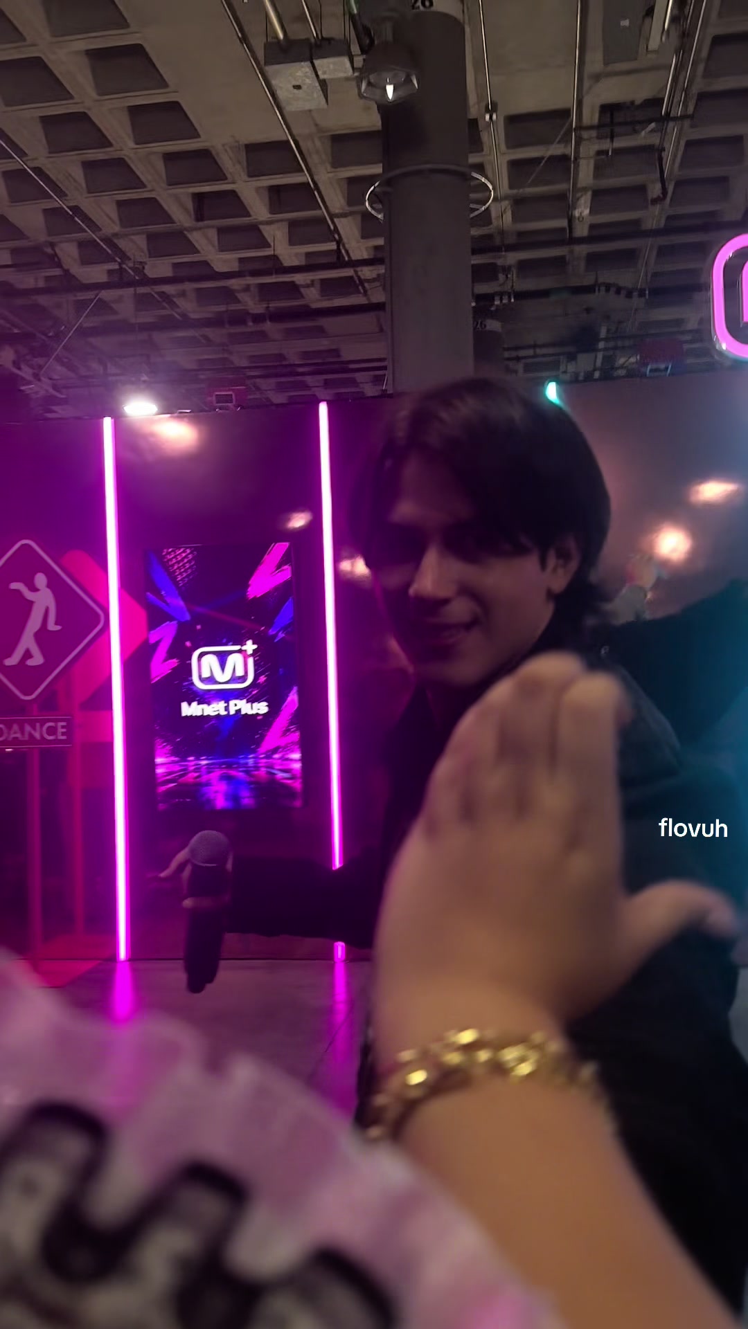 @flovuh