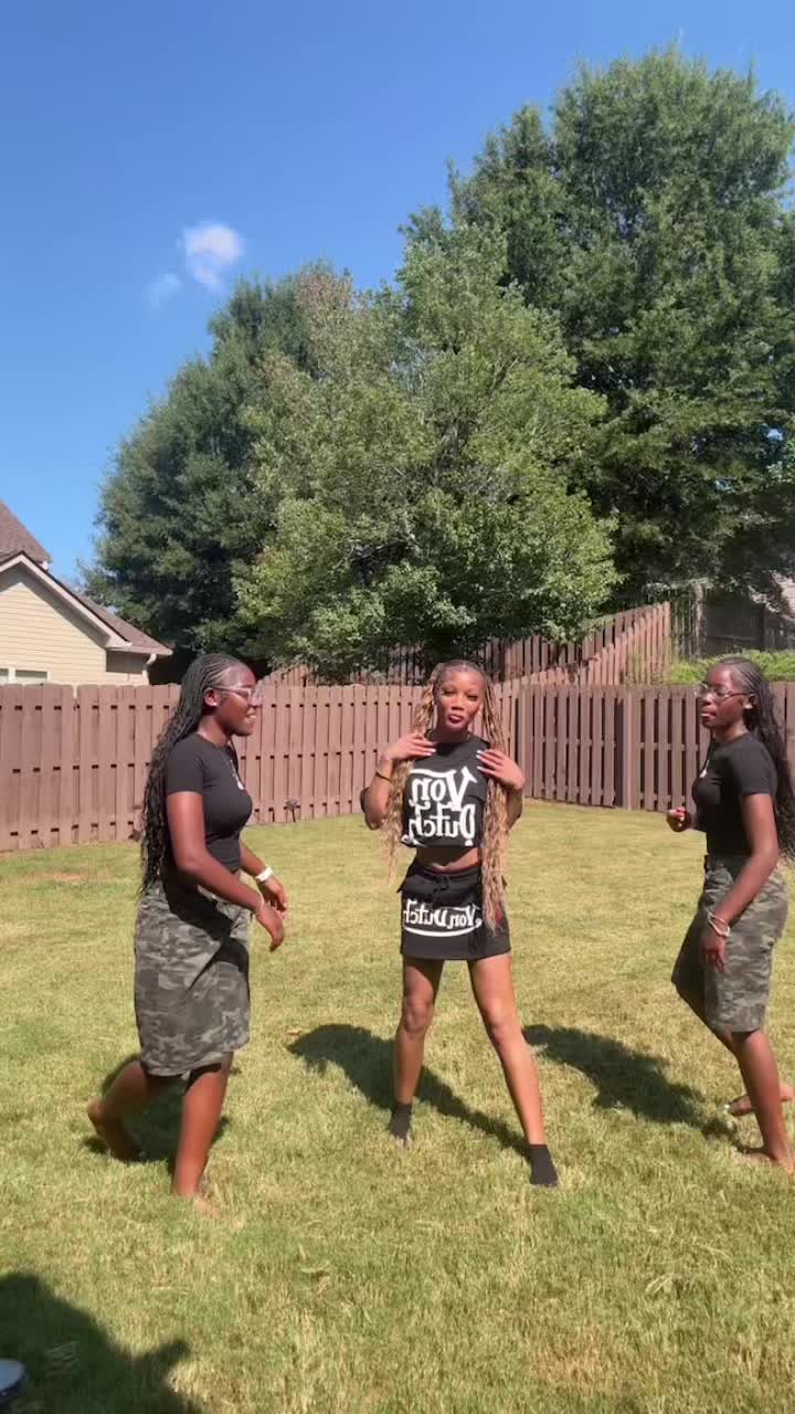 @whoiskori?