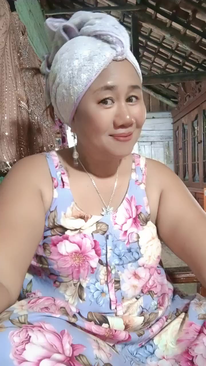 @Esna janda cantik  ✨🥰
