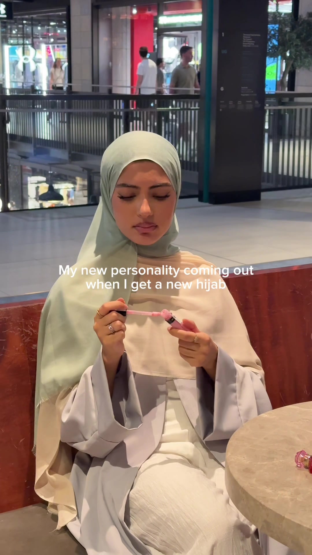 @Eazy_Dresses
