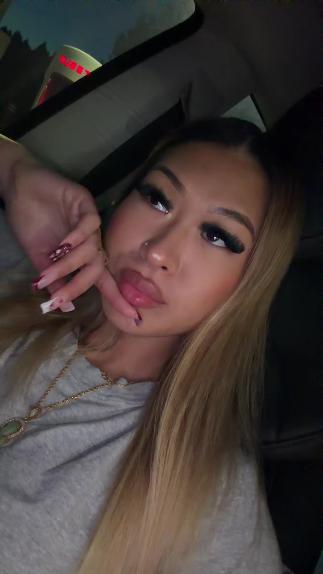 @nini