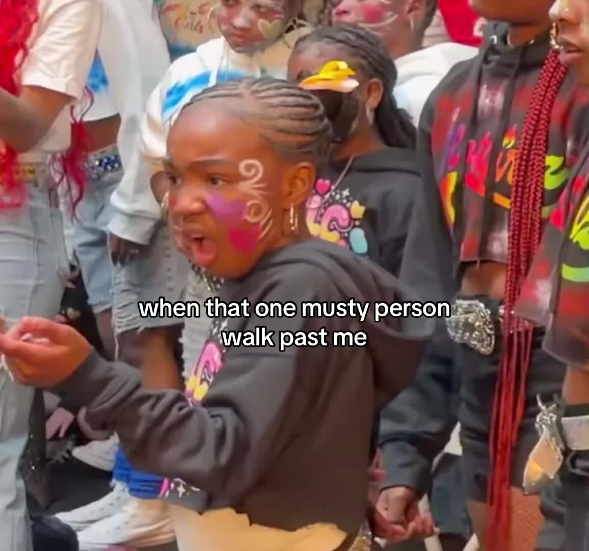 @𝜗𝜚
