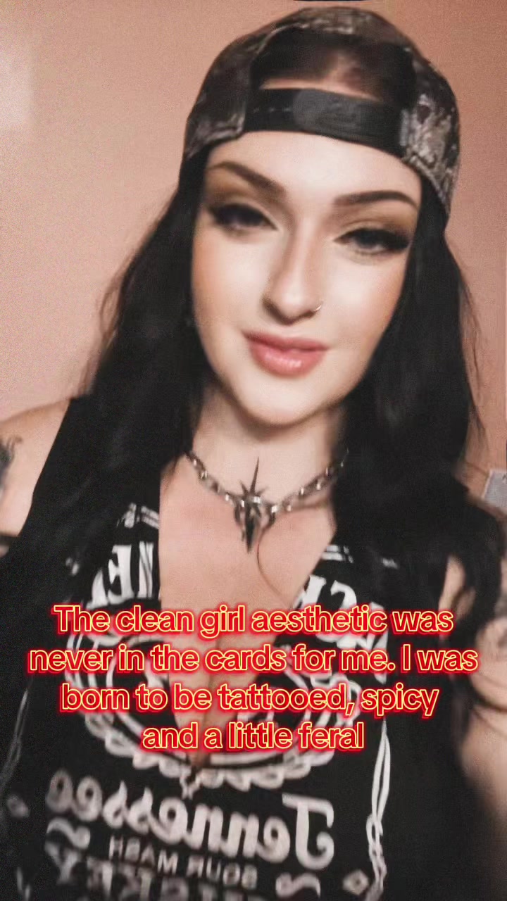 @Gothicccccc