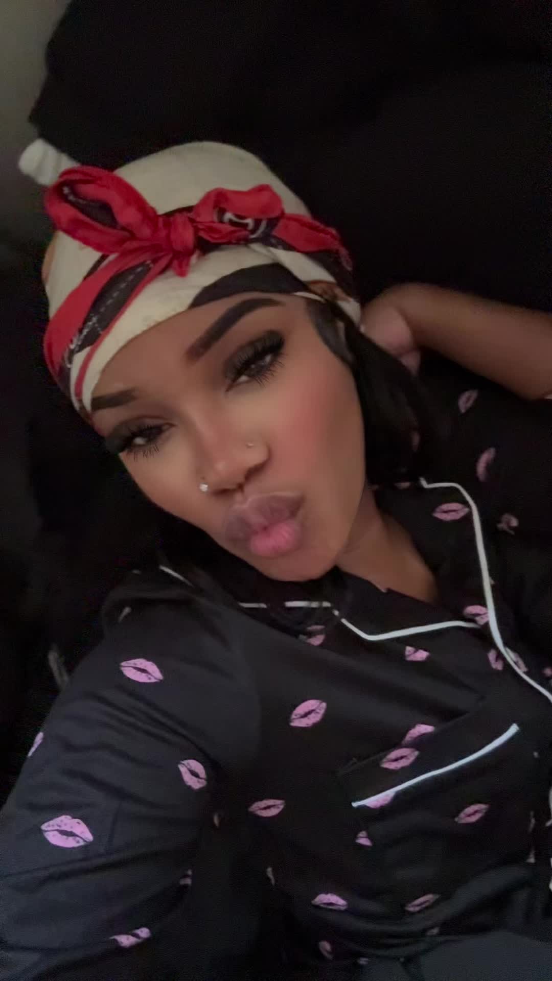 @theonlyniy__
