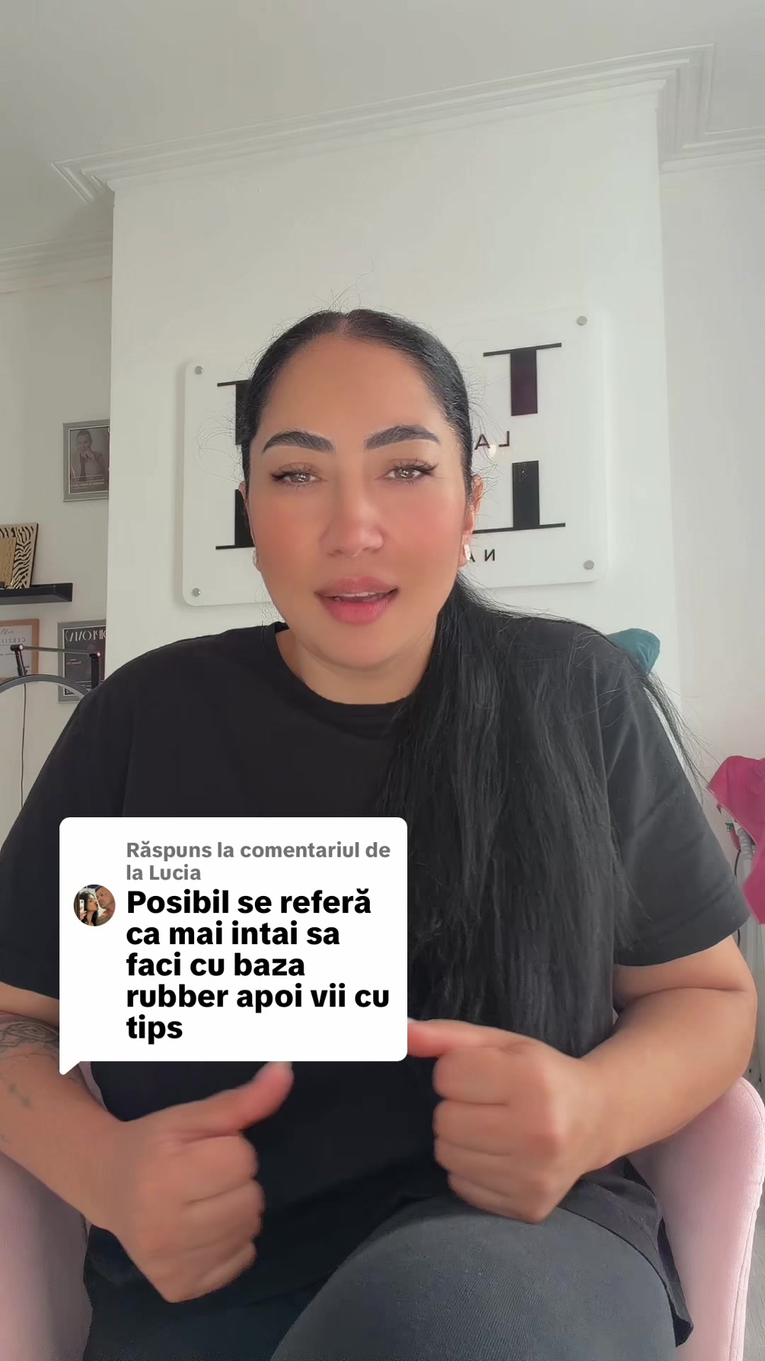 @Lavinia Marin Nails Trainer
