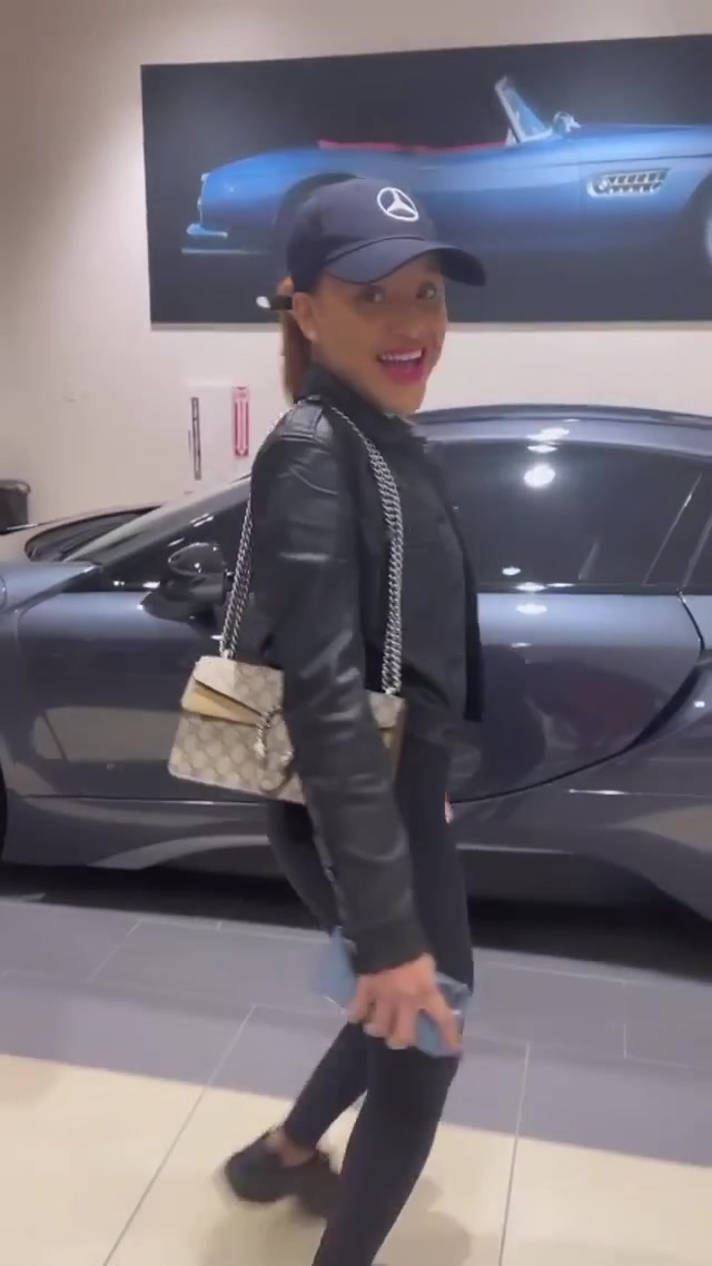 @CreditwithIyania